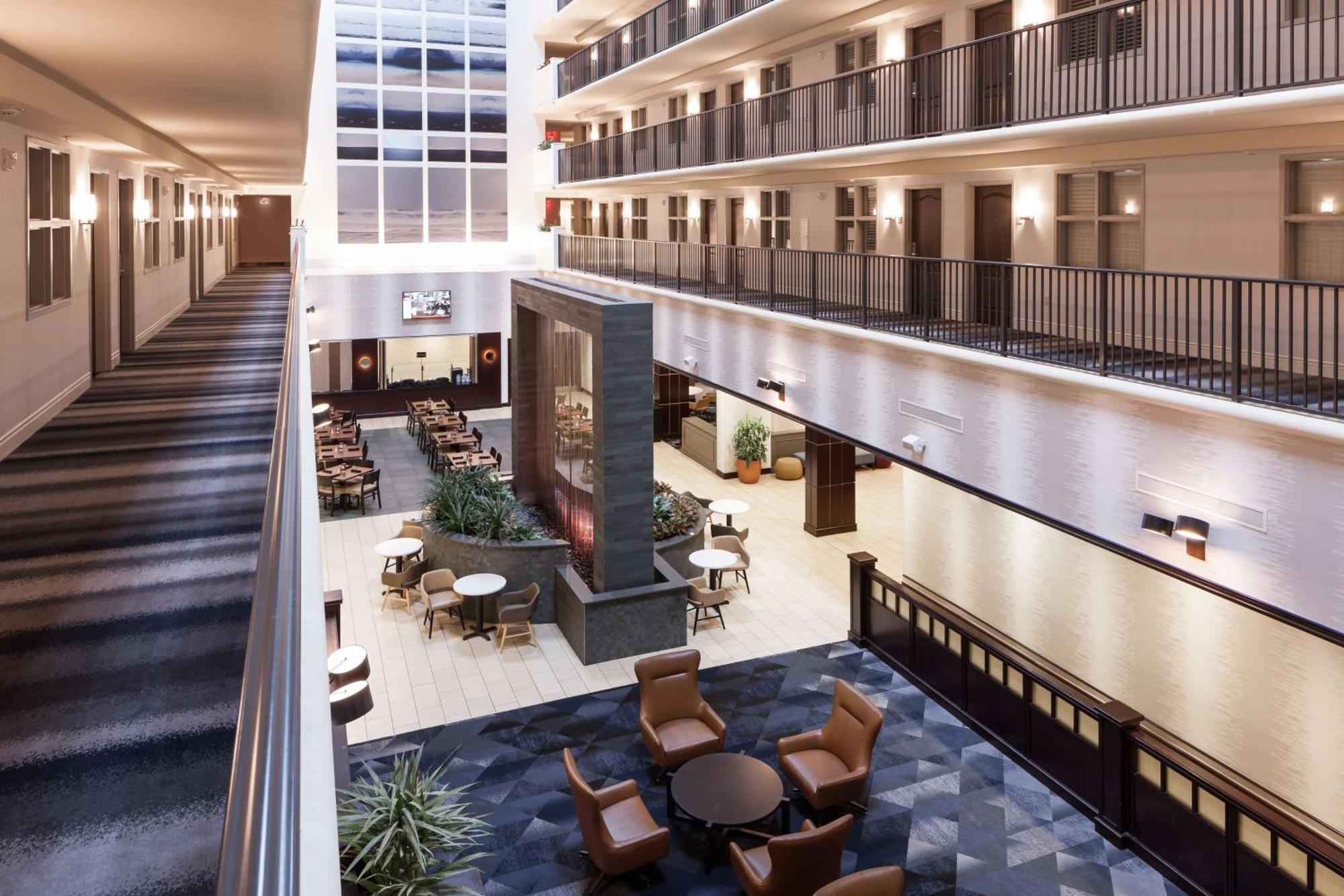 Embassy Suites By Hilton Tampa Brandon Heartland Εξωτερικό φωτογραφία